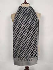Sciarpa invernale FENDI vera