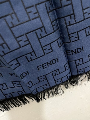 Sciarpa fendi 100 seta - sciarpa,