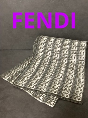 Sciarpa fendi zucca - sciarpa,