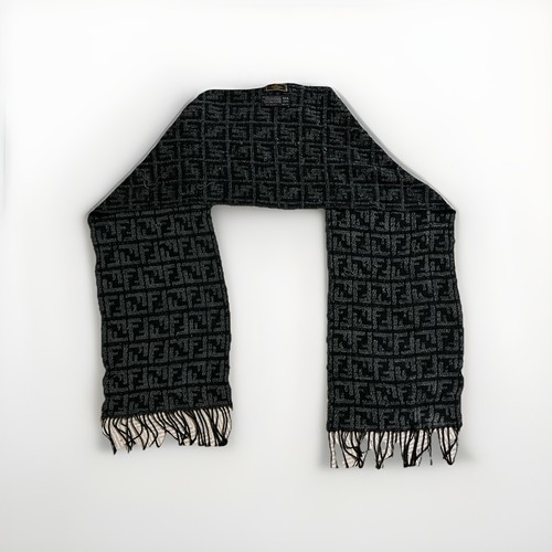 Fendi sciarpa scialle - fendi,